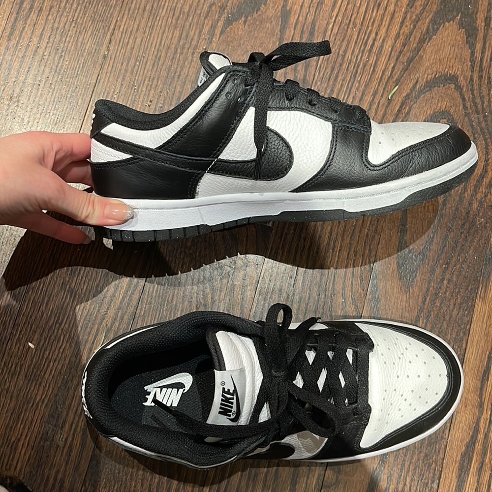 NIKE PANDA DUNKS